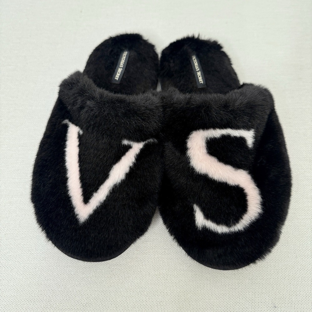 Victoria's Secret Plush Closed Toe Faux Fur Black VS Logo Slippers Small 5/6 - Picture 2 of 7